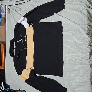 Volcom sweater